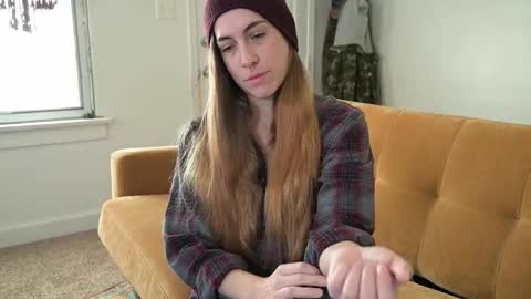 L online show from 11.24.25