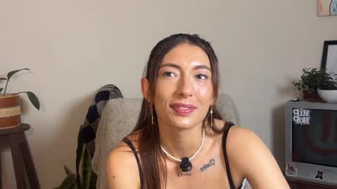Snapshot of lilithrose_b chatting on 06.06.26 Lele online show from 06.06.26
