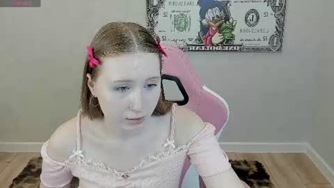 Snapshot of lilitiny chatting on 06.24.26 Lili Tiny GMT2 3-10AM MonTueWedThuSat online show from 06.24.26