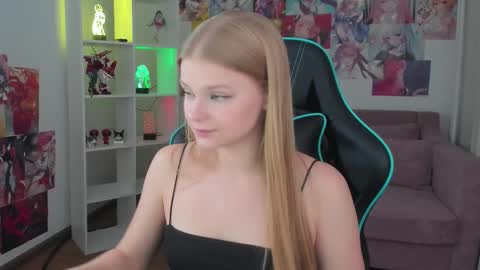 lilitrosen online show from 10.03.25