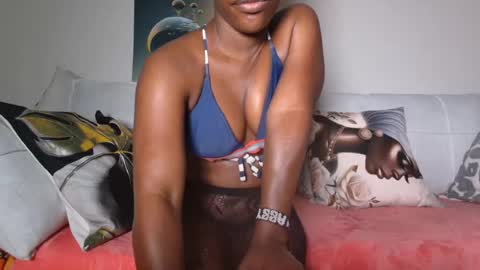 Snapshot of lilla54 chatting on 07.22.26 lilla54 online show from 07.22.26