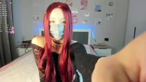 Snapshot of lilla_kiem chatting on 02.20.26 Chaerin online show from 02.20.26