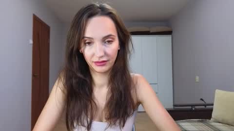 Lillian online show from 11.25.25