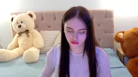 Snapshot of lilliana_moon chatting on 03.04.26 lilliana_moon online show from 03.04.26