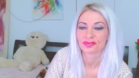 Snapshot of lillianasara chatting on 02.09.26 Lara online show from 02.09.26