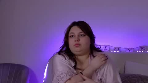 LillianHaig online show from 02.14.25