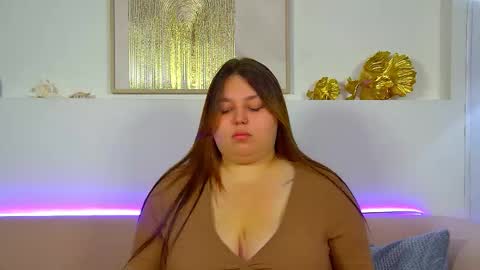 LillianHaig online show from 09.10.25