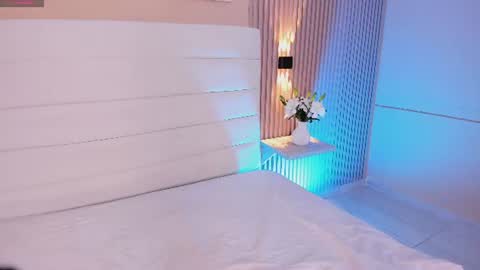 Snapshot of lilly_2809_ chatting on 06.12.26 Lizeth follow me in my igimlilycute 3 online show from 06.12.26
