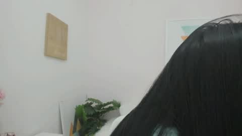 Snapshot of lilly_denson8 chatting on 05.11.26 Sweety Lilly Love online show from 05.11.26