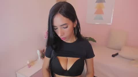 Snapshot of lilly_denson8 chatting on 07.29.26 Sweety Lilly Love online show from 07.29.26