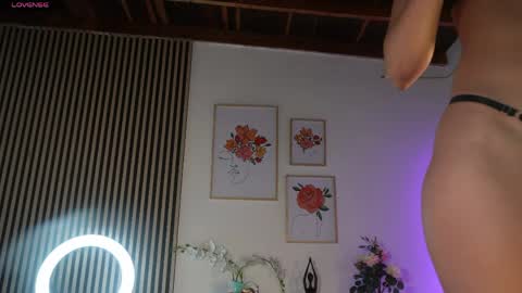 Snapshot of lilly_dollss chatting on 05.01.26 Sofia online show from 05.01.26