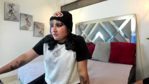 Snapshot of lilly_foxxy chatting on 08.07.26 online show from 08.07.26
