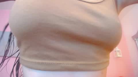 Snapshot of lilly_steffen chatting on 04.22.26 Lilly online show from 04.22.26