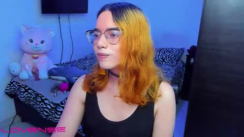 Lilly3 online show from 10.26.25