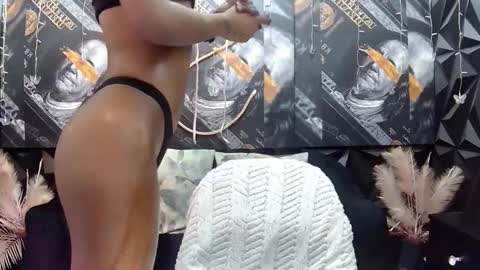 Snapshot of lilmissbaddiexxx chatting on 10.20.25 lilmissbaddiexxx online show from 10.20.25