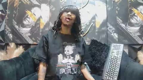Snapshot of lilmissbaddiexxx chatting on 06.02.26 lilmissbaddiexxx online show from 06.02.26