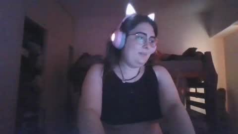 Snapshot of lilsuccubusvicky chatting on 11.12.25 lilsuccubusvicky online show from 11.12.25