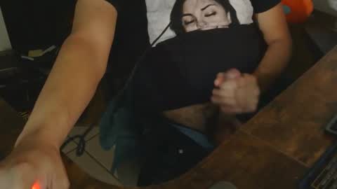 liltorobull online show from 10.26.25