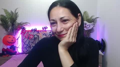 lilugrants online show from 10.18.25