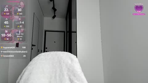 LILY online show from 02.25.25