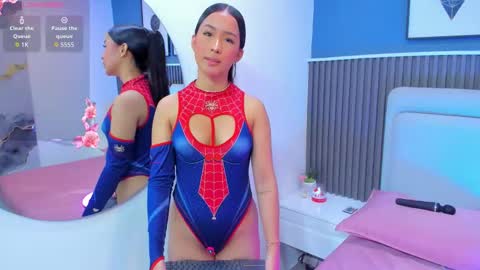  lily  online show from 11.24.25