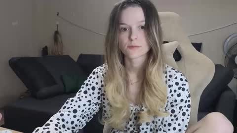 lily_and_jake online show from 12.01.25