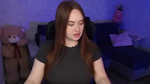 lily_baker_ online show from 04.16.26