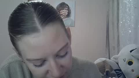 lily_ember online show from 09.26.25