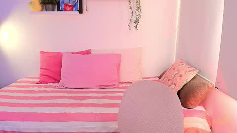 Snapshot of lily_evans_ chatting on 03.02.26 just lily online show from 03.02.26