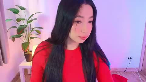 Snapshot of lily_evans_ chatting on 06.19.26 just lily online show from 06.19.26