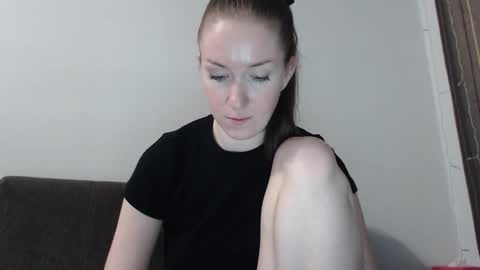 Snapshot of lily_love_x chatting on 03.27.26 lily_love_x online show from 03.27.26