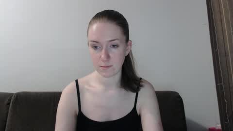 Snapshot of lily_love_x chatting on 04.03.26 lily_love_x online show from 04.03.26