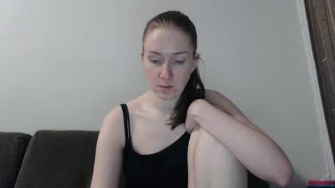 Snapshot of lily_love_x chatting on 04.07.26 lily_love_x online show from 04.07.26