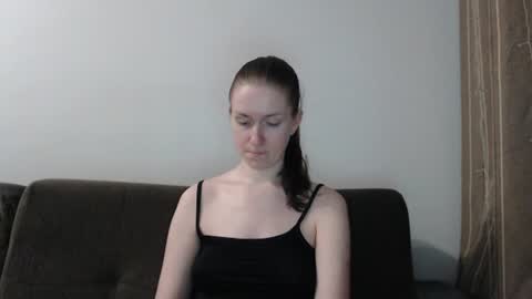 Snapshot of lily_love_x chatting on 06.11.26 lily_love_x online show from 06.11.26
