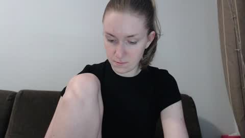 Snapshot of lily_love_x chatting on 07.23.26 lily_love_x online show from 07.23.26