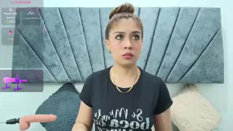 LILY MEGHAN online show from 11.30.25