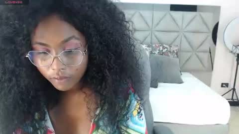 Snapshot of lily_mendoza chatting on 06.24.26 lily_mendoza online show from 06.24.26