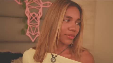 Lily Miiller online show from 02.07.26