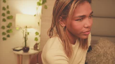 Lily Miiller online show from 02.22.26