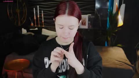 Snapshot of lily_moonlight chatting on 03.03.26 Lily online show from 03.03.26