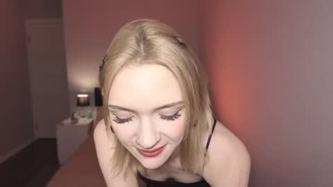 Lily online show from 03.03.26