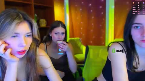 Lily online show from 03.25.26