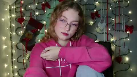 small lily online show from 12.16.25