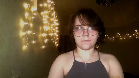 Snapshot of lily_violettt chatting on 01.16.26 Lily online show from 01.16.26