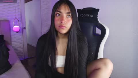 lily_waist online show from 10.14.25