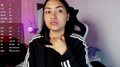 lily_waist online show from 01.08.26