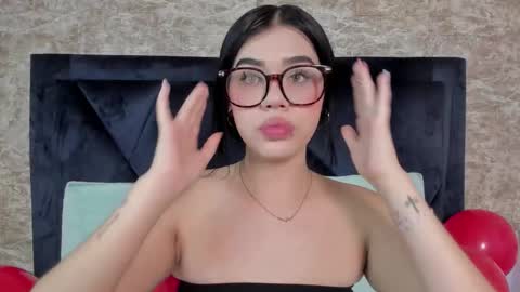 LilyWoodz online show from 09.20.25