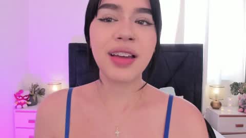 LilyWoodz online show from 04.12.26