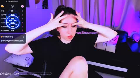 LILY online show from 02.15.25