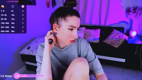 LILY online show from 10.22.25